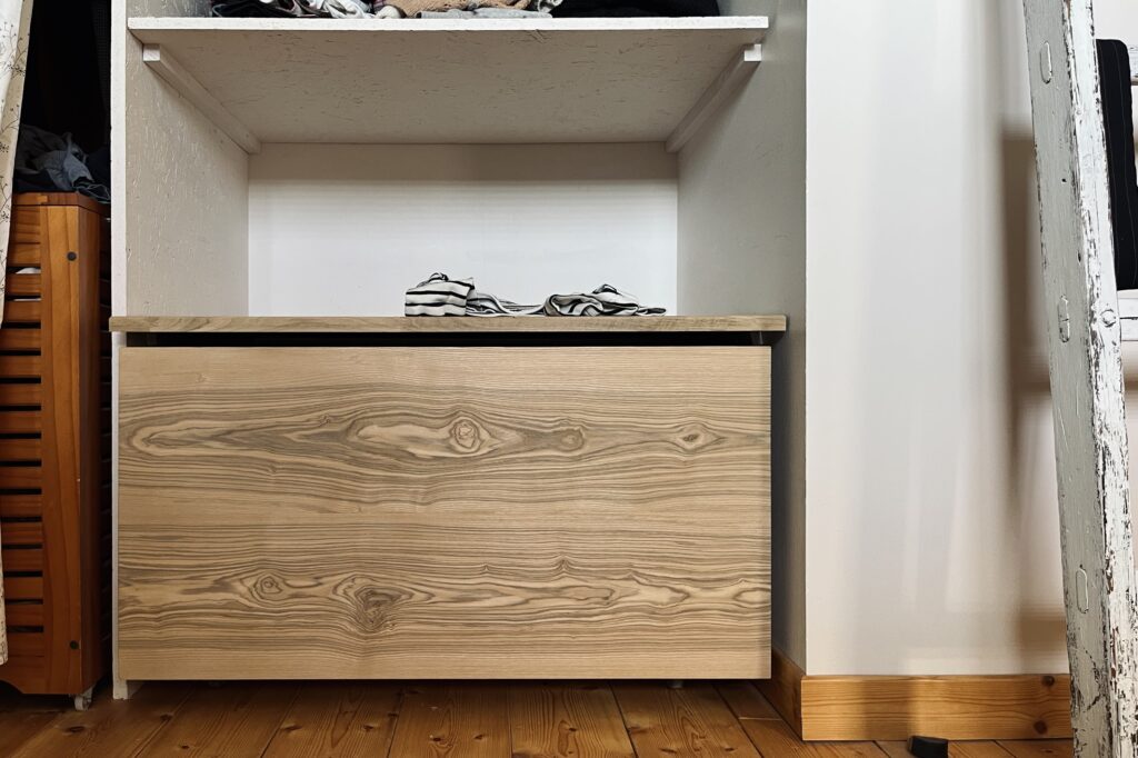 la caisse dans sa nouvelle maison